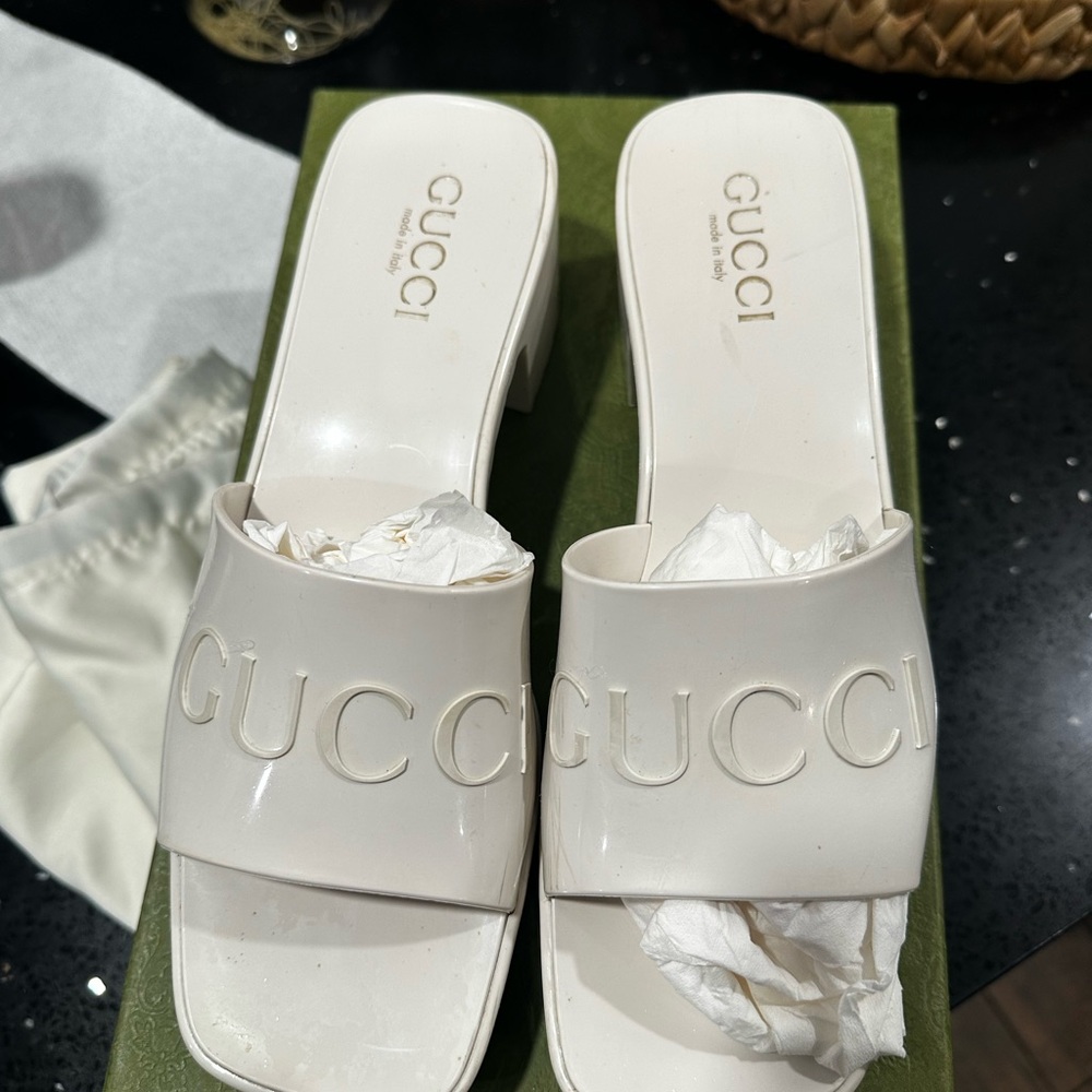 Gucci Women's Cream Mules